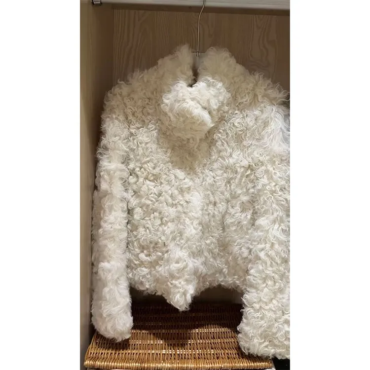 2025秋冬季新款修身显瘦时尚网红穿搭设计感宽松简约百搭外套上衣