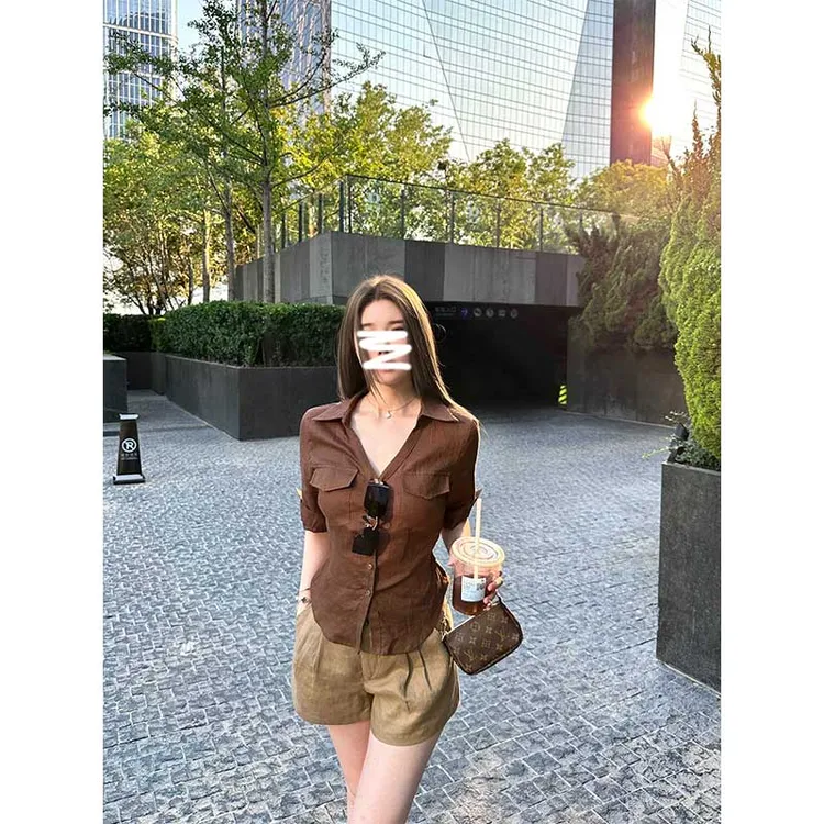 高智感亚麻中袖正肩收腰衬衫御姐风后背绑带收腰V领翻领衬衣女