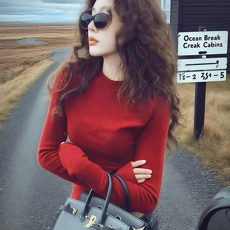 2025超火独特超好看上衣炸街减龄漂亮小衫红色针织长袖T恤女秋季