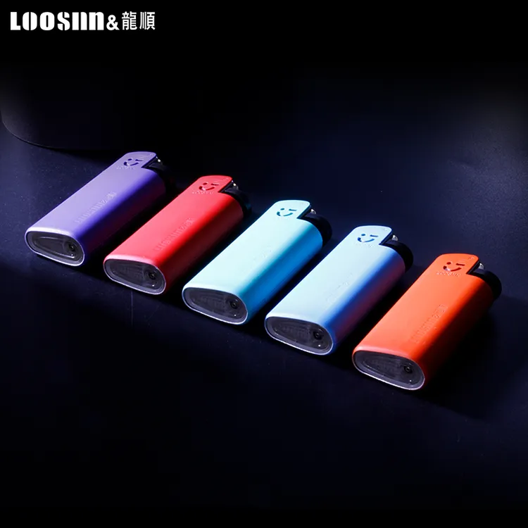 龙顺迷你打火机短款金属防爆家用加厚耐摔磨砂一次性砂轮老式滑轮