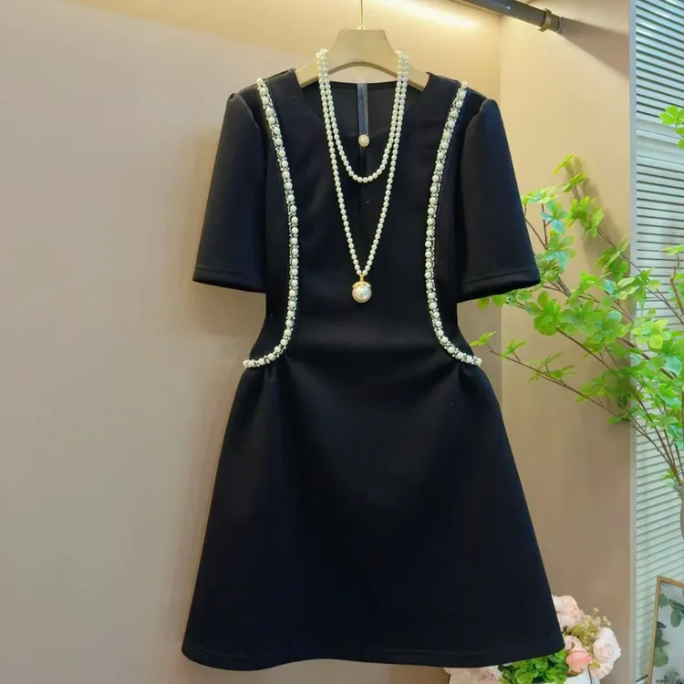 2025春夏大码女装重工钉珠收腰气质名媛风时尚连衣裙（长91左右）