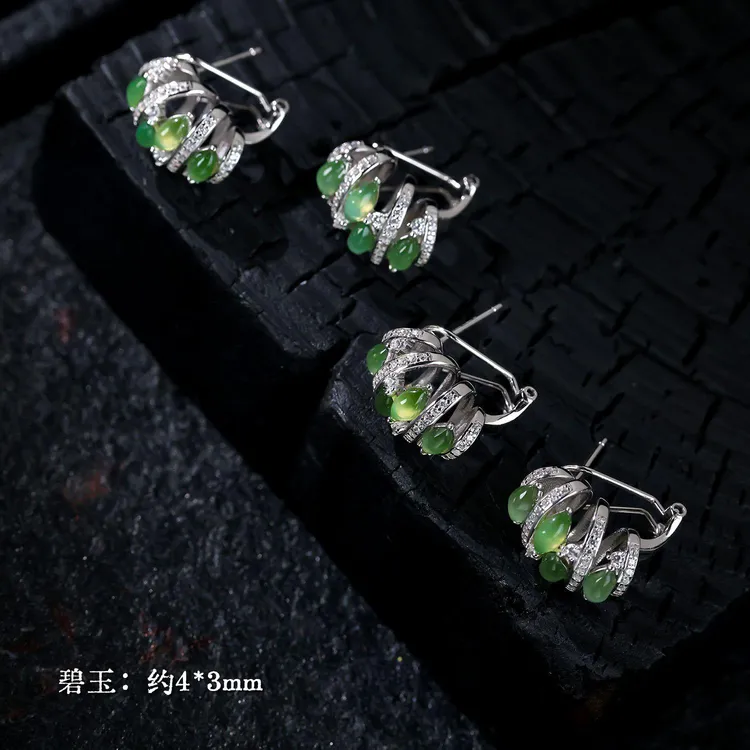【思嘉】许我耀眼 · 和田玉碧玉绿电猫眼耳钉 | 多样性发一