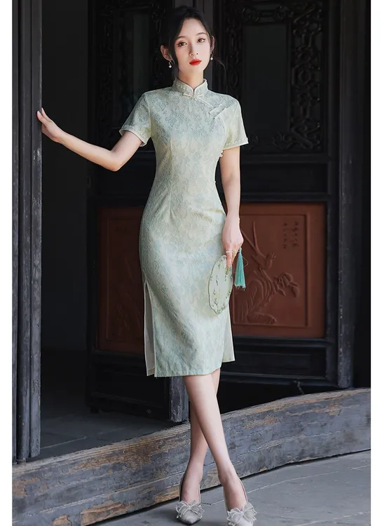 旗袍2024年新款女春夏年轻款绿色小清新复古小个子短款高级感改良
