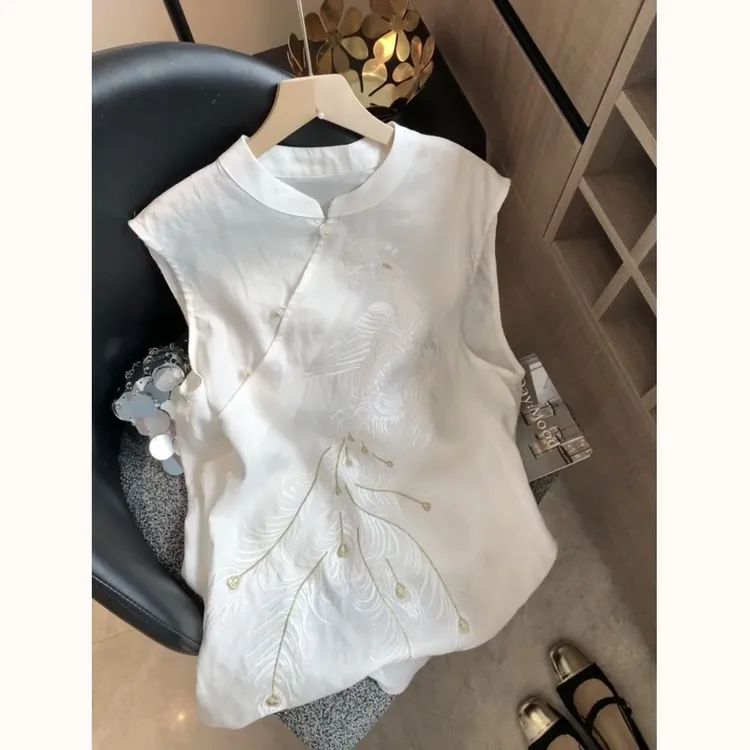 新中式刺绣斜襟盘扣马甲女2025年夏季新款小众高级感气质无袖上衣