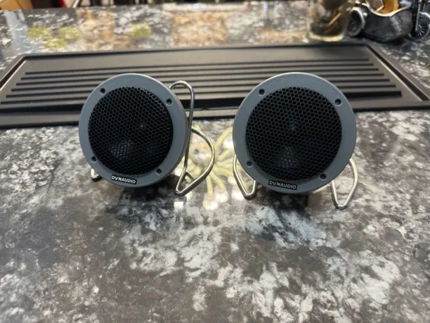 丹拿171中音中置三分频喇叭