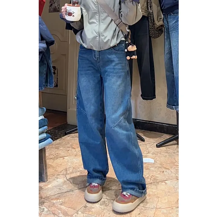 显瘦百搭基础款牛仔裤女秋冬新款直筒裤舒适长裤大码遮肉阔腿裤