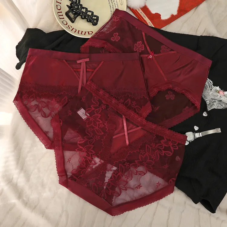 本命年红色内裤女生棉裆2026新款性感蕾丝大码胖MM结婚新年短裤