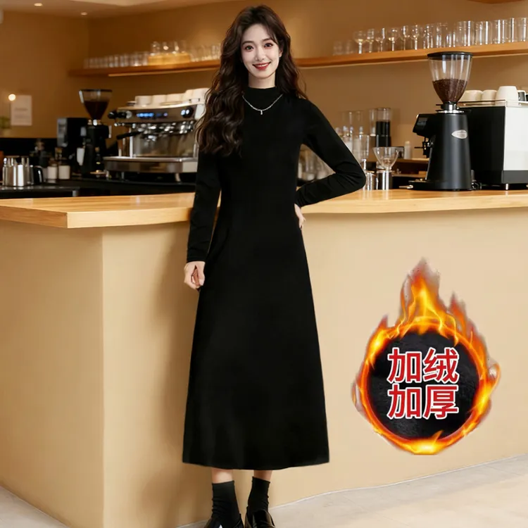 (现货+运费险)秋冬长袖半高领黑色连衣裙A字长裙显瘦宽松外穿打底