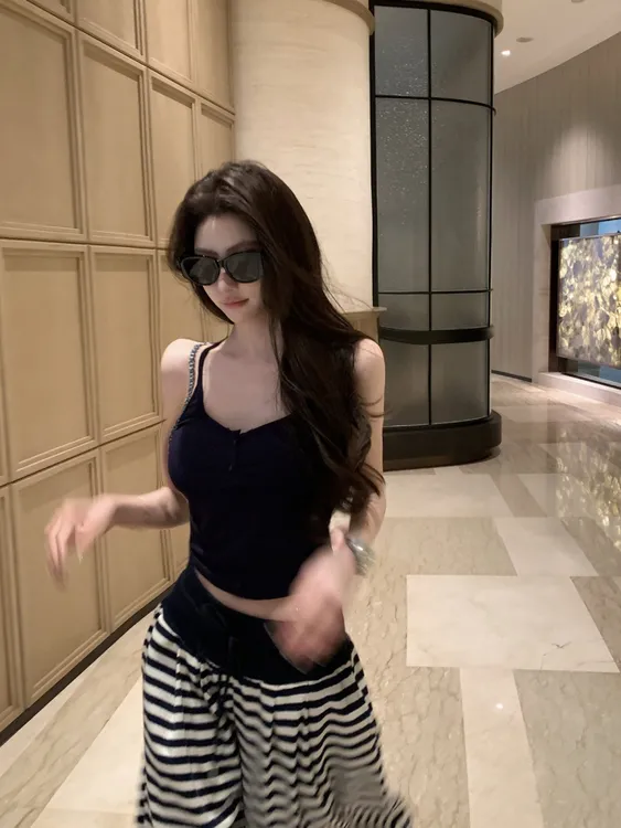 松紧腰抽绳条纹阔腿裤女2025秋冬加绒高腰垂感宽松休闲拖地长裤