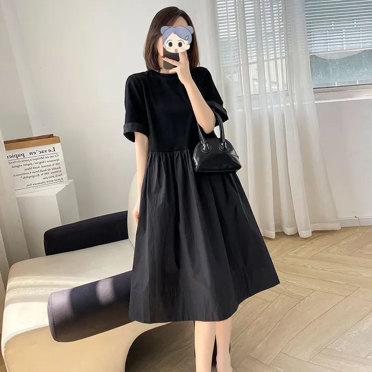 黑色赫本风短袖连衣裙女夏季2025新款韩版宽松大码显瘦小众A字裙