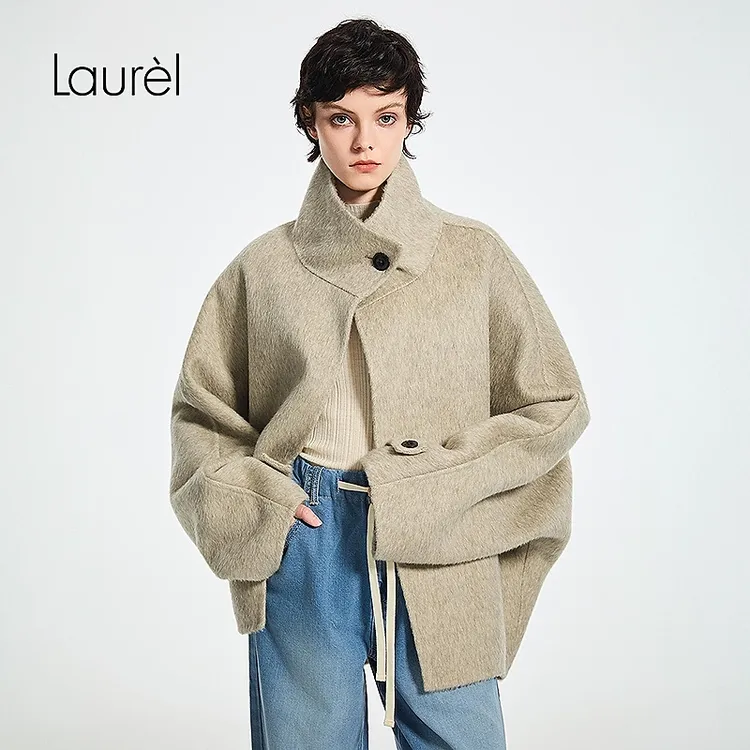 Laurel劳芮25秋新款短款立领大衣LWD364D02200