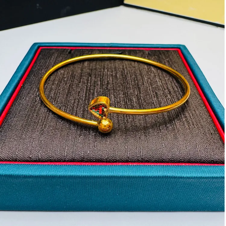 106#足金999 金珠亮片心手镯