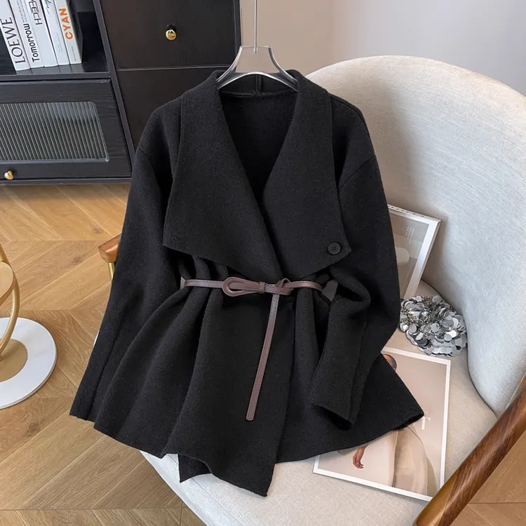 法式高级感黑色翻领针织开衫毛衣外套女2025秋冬季收腰设计感上衣