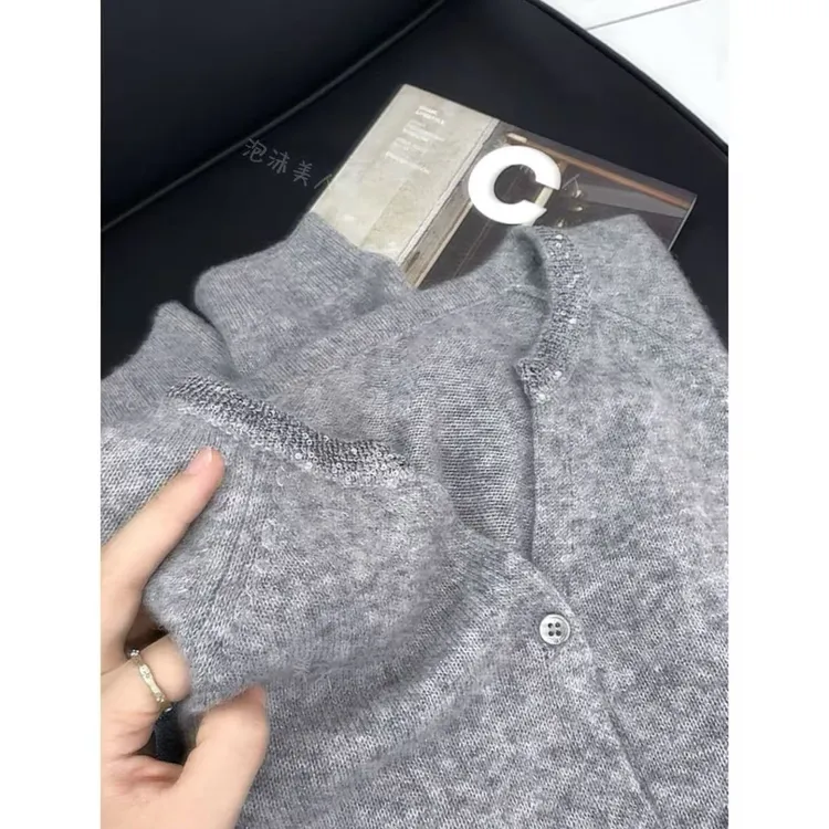 珠光领开衫」柔软气质！薄款显瘦V领镶钻针织开衫女25早秋新款