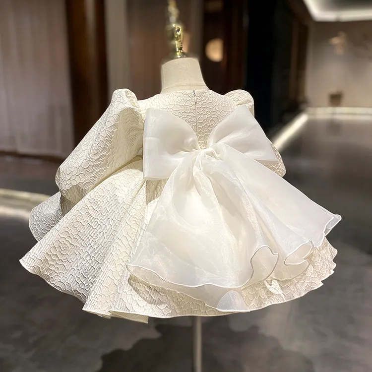 周岁女宝宝公主裙秋冬新款加绒白色蓬蓬裙小女孩生日礼服儿童演出