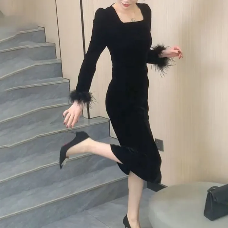 时尚连衣裙秋冬长款黑色洋气纯色显瘦百搭宽松新款气质裙子包臀