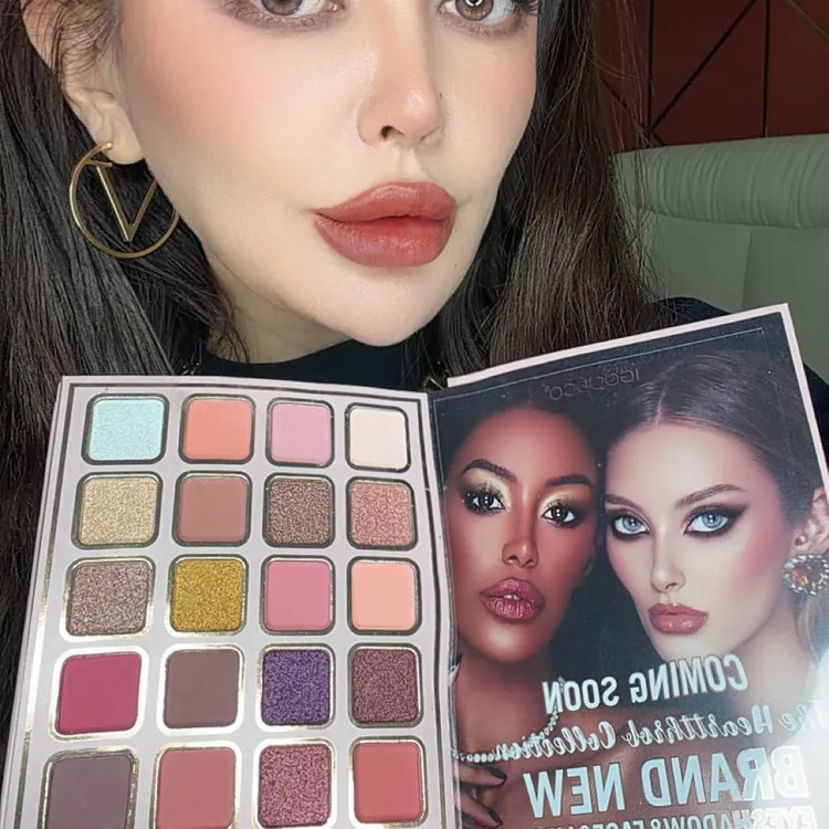 澳魅辣推荐新款5层书本眼影盘哑光夏珠光78色多色بەش قەۋەت 