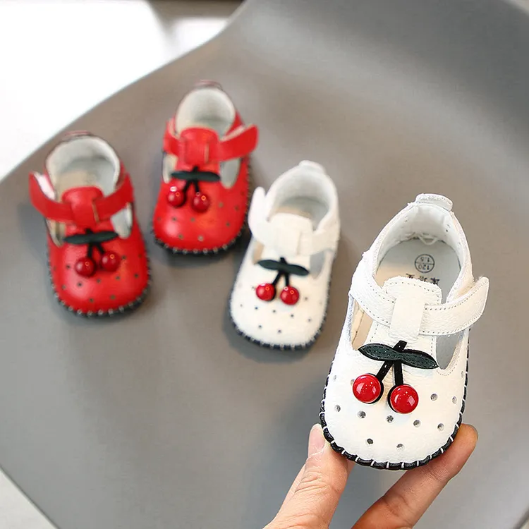 婴幼儿鞋子0一1岁春秋款女童学步鞋软底夏季镂空宝宝凉鞋女公主鞋