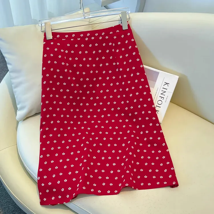 拉夏贝尔红色碎花雪纺半身裙女夏季2025新款气质高级感包臀直筒裙