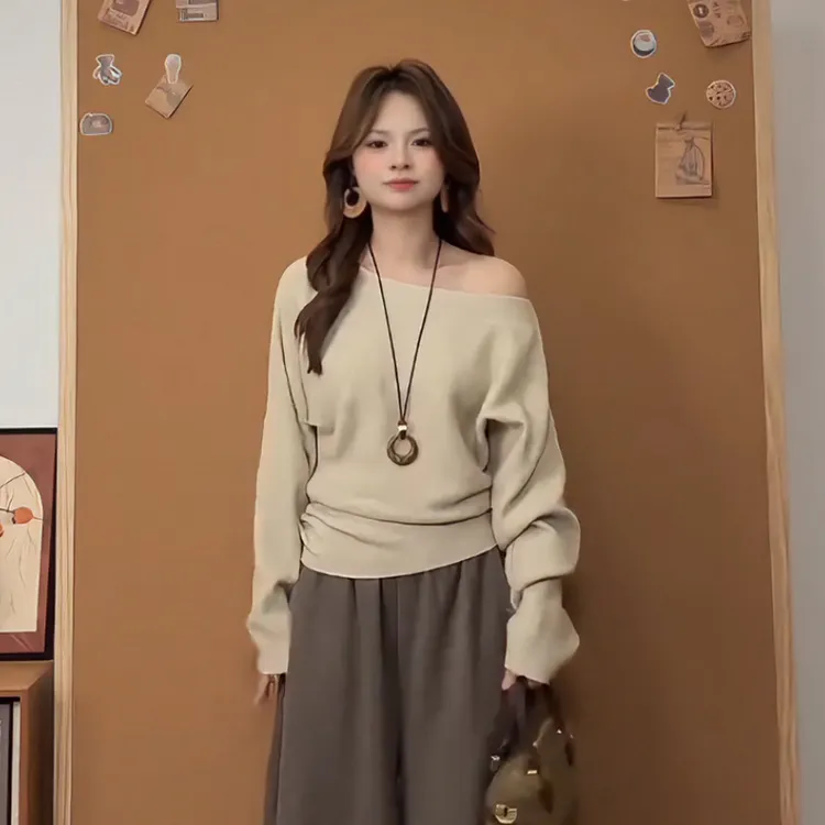 9259大码胖mm设计感斜肩长袖针织衫女秋冬季收腰遮肉显瘦百搭毛衣