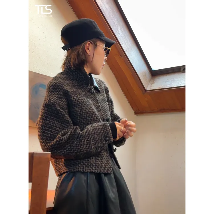 TT【小香】进口羊毛真皮皮领丰盈质感雅柔经典款双面呢短外套WT5030