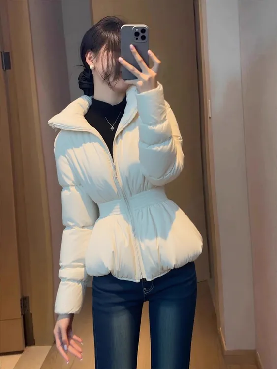 白色2025年冬季巨好看洋气独特别致气质名媛高级感收腰棉服短外套