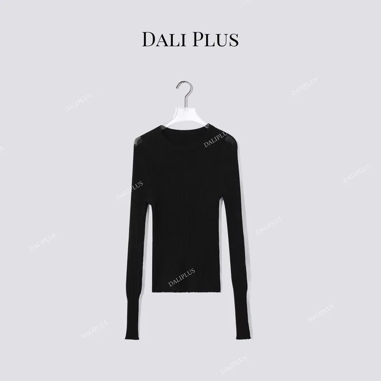 DALI PLUS‘’100绵羊毛”超显瘦微透镂空竖坑条针织-D5CH5088