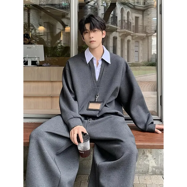 老钱风v领灰色卫衣卫裤套装假两件长袖polo衫男生气质穿搭一整套
