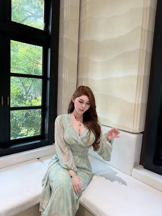 【现货】胖婷大码定制胖mm「春山如黛」设计感袖印花遮肉显瘦连衣裙夏