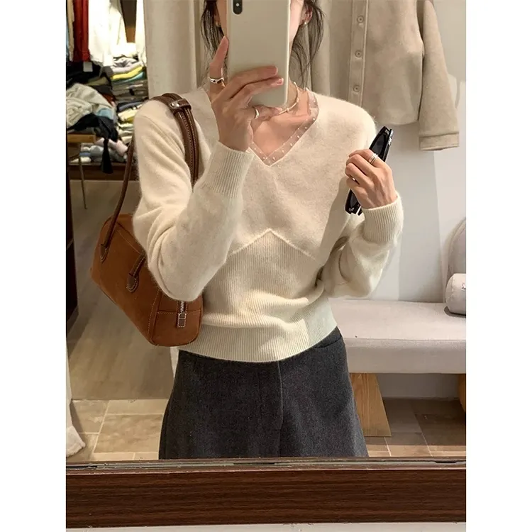 韩系V领蕾丝拼接波点长袖针织衫女秋冬收腰内搭毛衣显瘦上衣