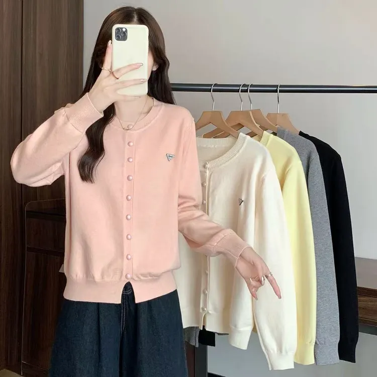 大码胖mm设计感百搭显瘦针织开衫女秋季新款减龄宽松长袖毛衣4427