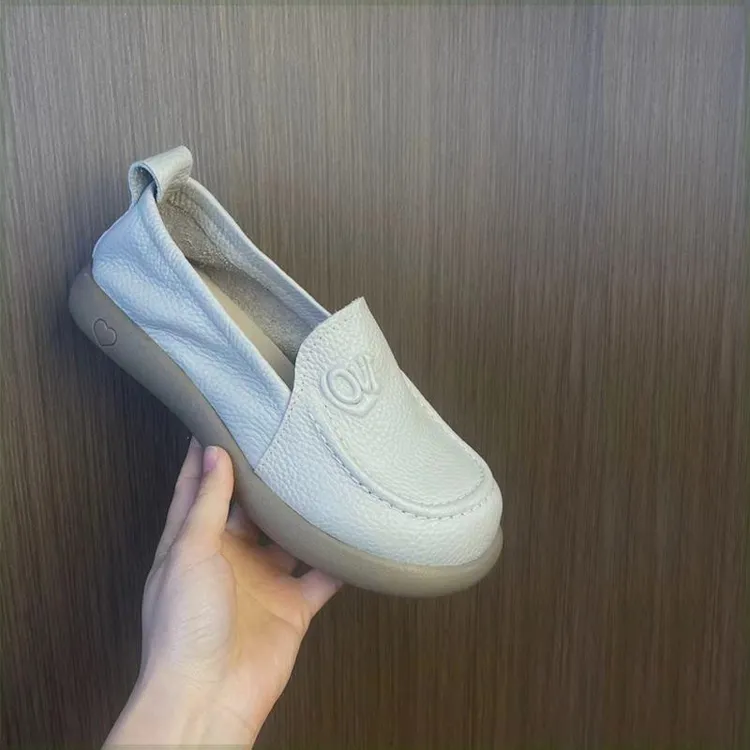 UHCK小白女单鞋豆豆平底妈妈鞋2025新款春季休闲鞋皮鞋四季软底一