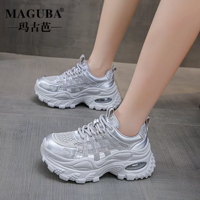 MAGUBA/玛古芭时尚女鞋舒适透气百搭休闲鞋潮款显脚小厚底老爹鞋