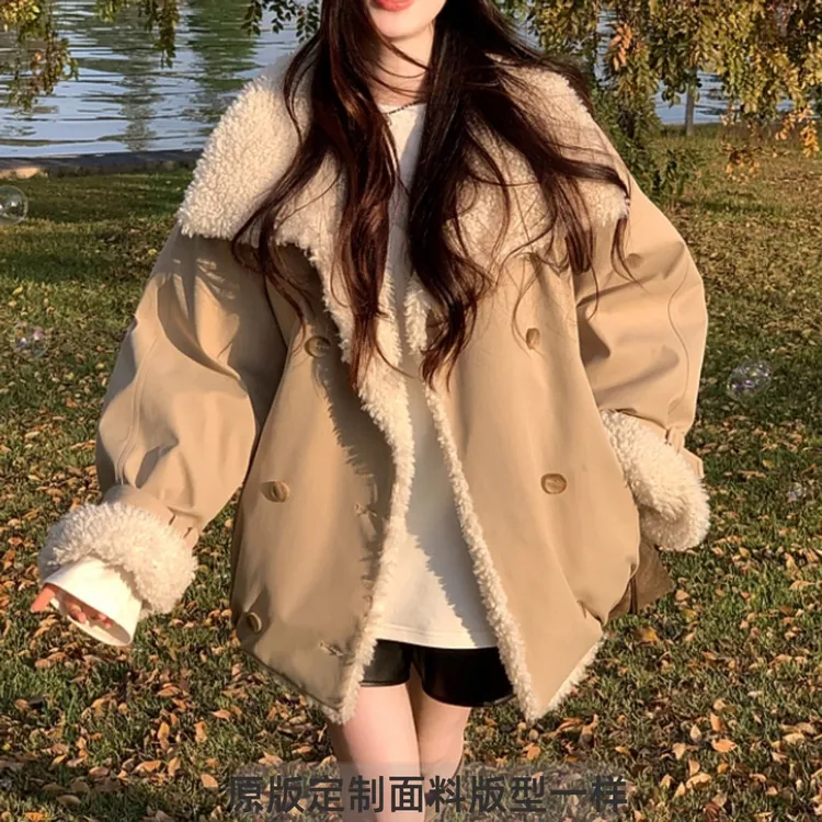 溪溪靓衫拼接环保仿羊羔绒绗棉派克服女冬大翻领宽松落肩工装外套