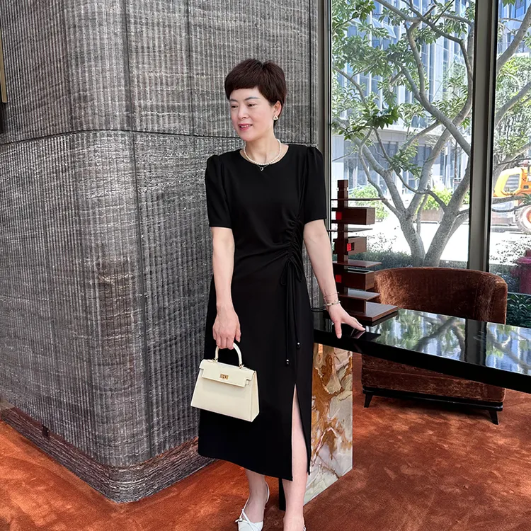 法式长裙黑色A字裙修身轻奢连衣裙裙子收腰气质夏季长款短袖显瘦