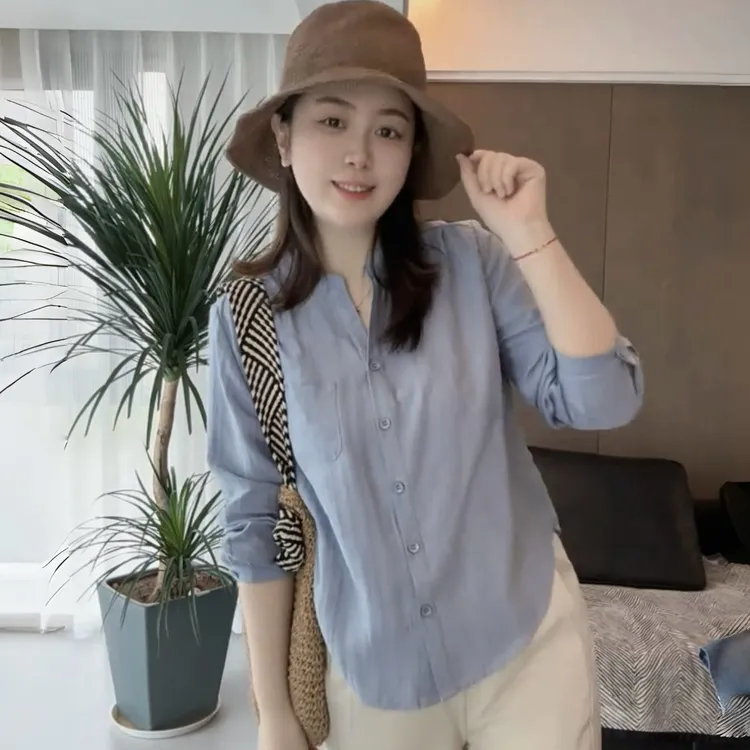 小清新洋气减龄小v领单排扣长袖衬衫女2025早秋新款宽松纯色衬衣