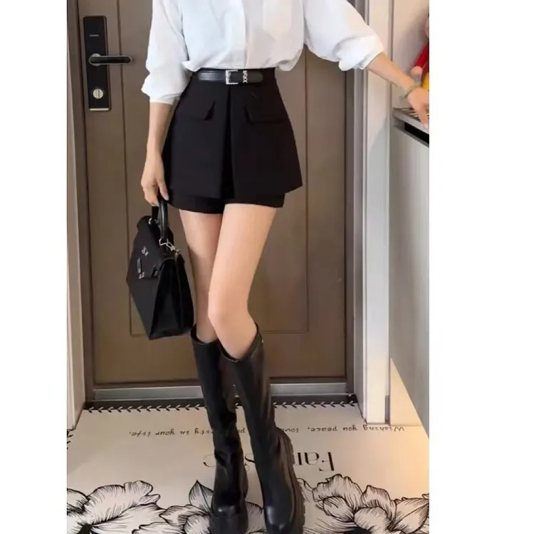 工装短裤女2025新款爆款春秋季高腰裙裤设计感显瘦黑色a字阔腿裤