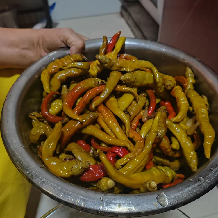 湖南郴州特产纯手工传统自制腌酸辣椒