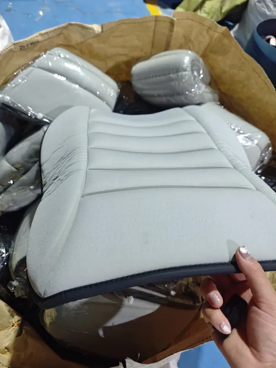 拍一发二四方垫库存处理浅灰色汽车坐垫