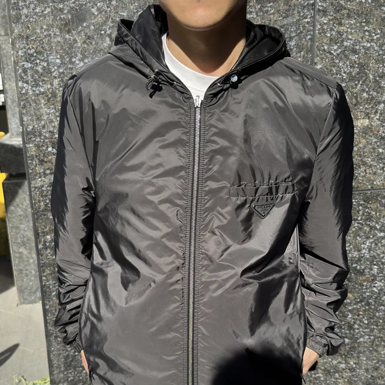 未使用 Prada/普拉达 小羊皮三角标双面穿皮衣外套/50/工价28900