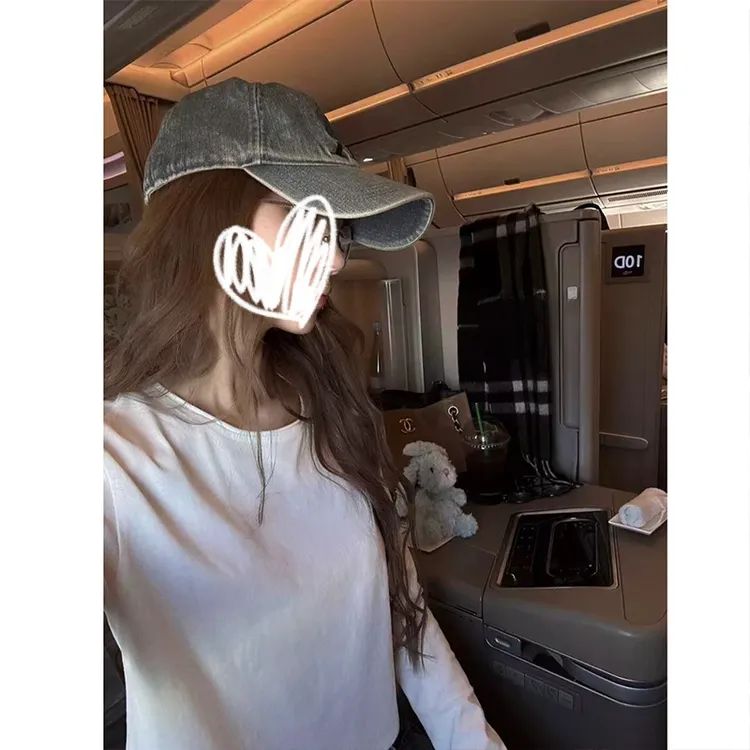 设计感小众圆领正肩内发长袖T恤女秋季休闲打底衫百搭短款小上衣