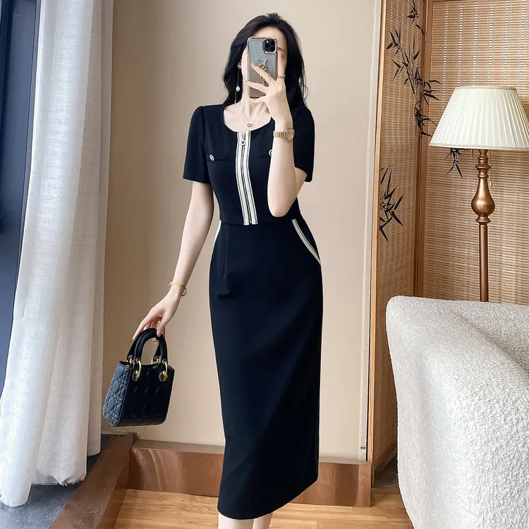 黑色短袖连衣裙收腰显瘦轻奢女装弹力修身小黑裙气质中长款裙子女