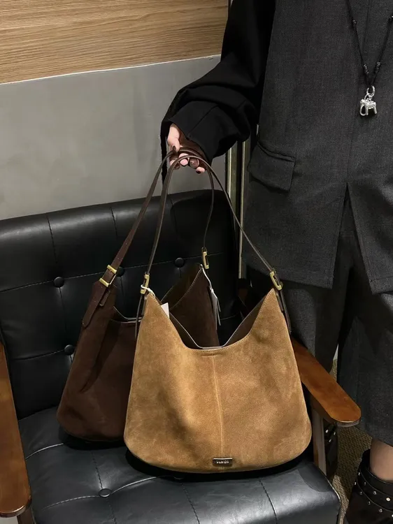 (小廖)磨砂牛皮托特包真皮拼接磁扣百搭日系单肩包百搭小众防刮