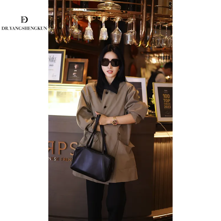 杨圣坤2025秋季新品撞色翻领休闲中长款风衣外套SL2581107