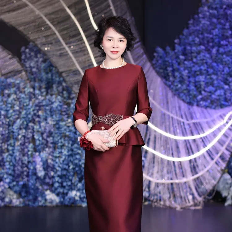 喜婆婆礼服婚宴宴会修身喜喜妈妈礼服2025新款爆款