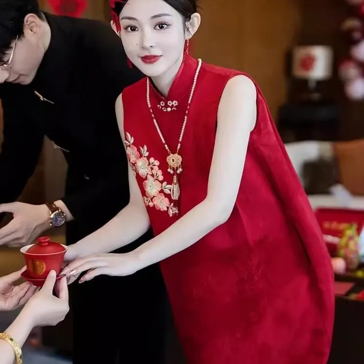 晨袍订婚礼服无袖红色微胖秋冬款结婚法式新娘中式婚礼敬酒服