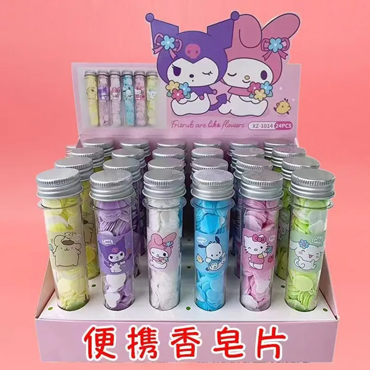 三丽鸥户外便携洗手旅行花瓣一次性洗手卡皮巴拉随身带