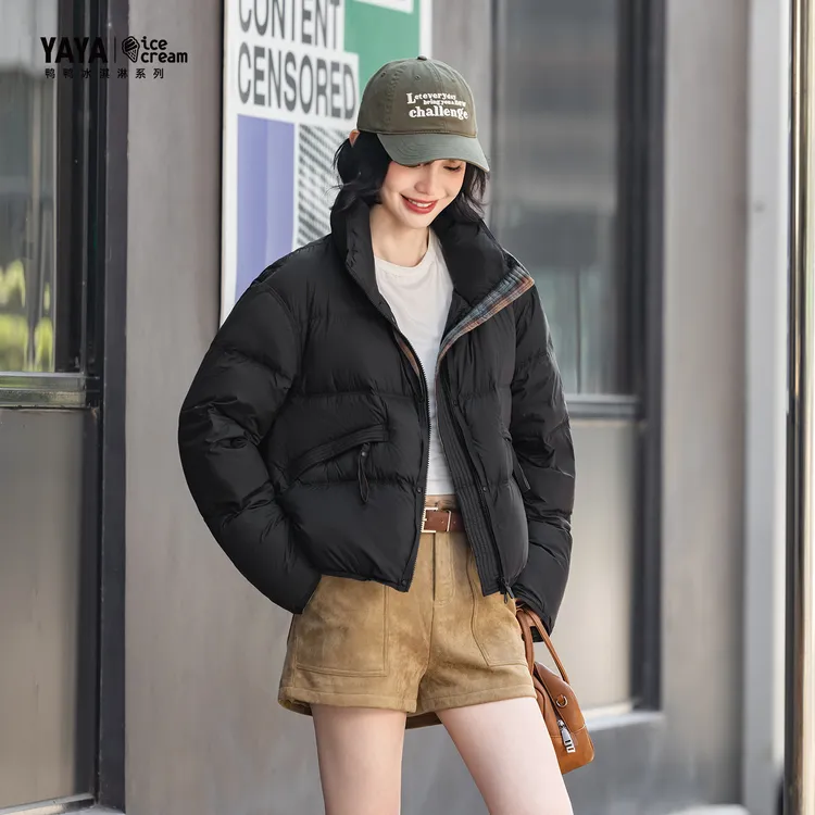 鸭鸭拼色立领宽松厚款格子短款小个子女装90绒秋冬羽绒服百搭休闲