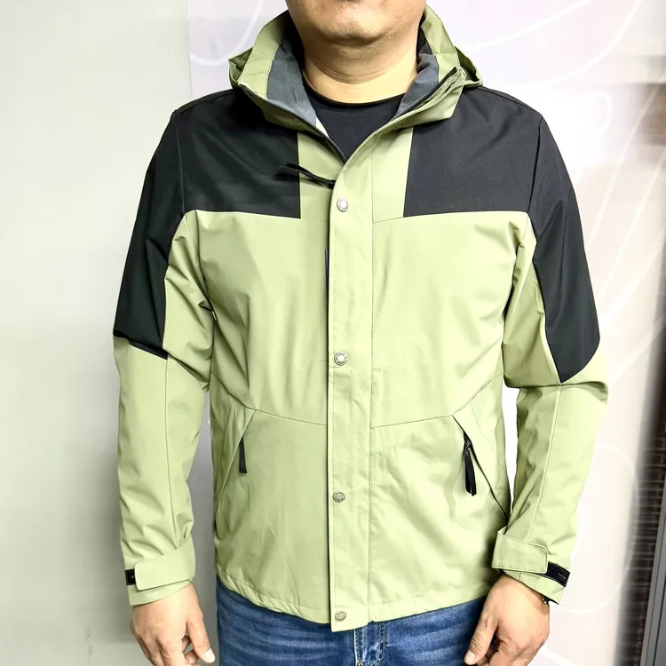 户外登山服内里网衬情侣款拼色防风防水透气冲锋衣