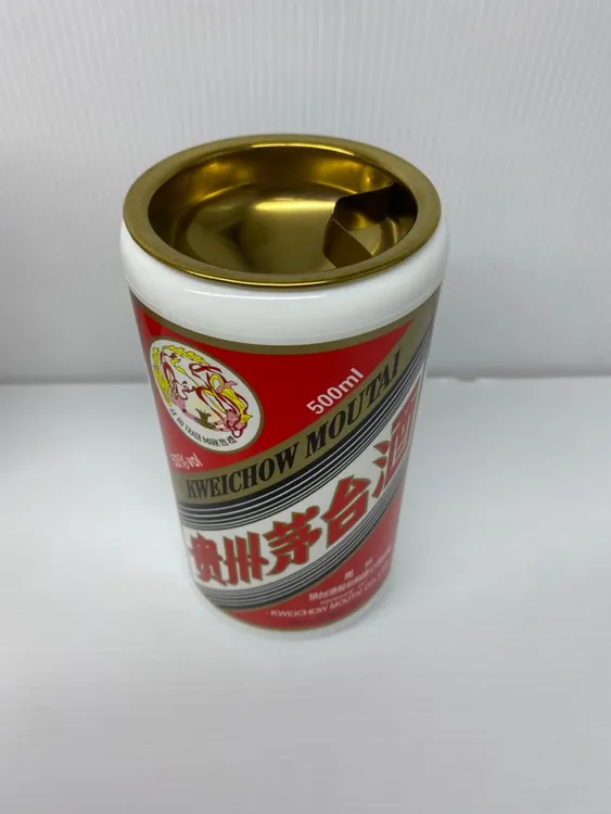 飞天玻璃简约现代瓶子做的烟灰缸，搭配防风烟罩